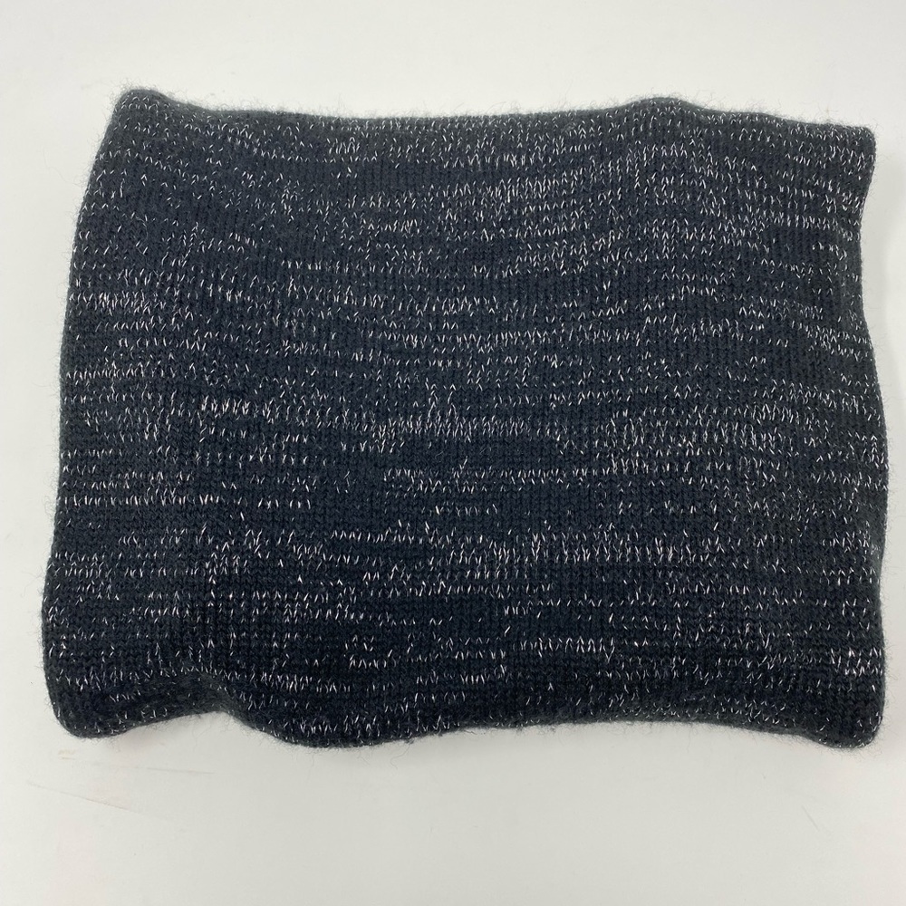 Banana Republic Black & Silver Scarf